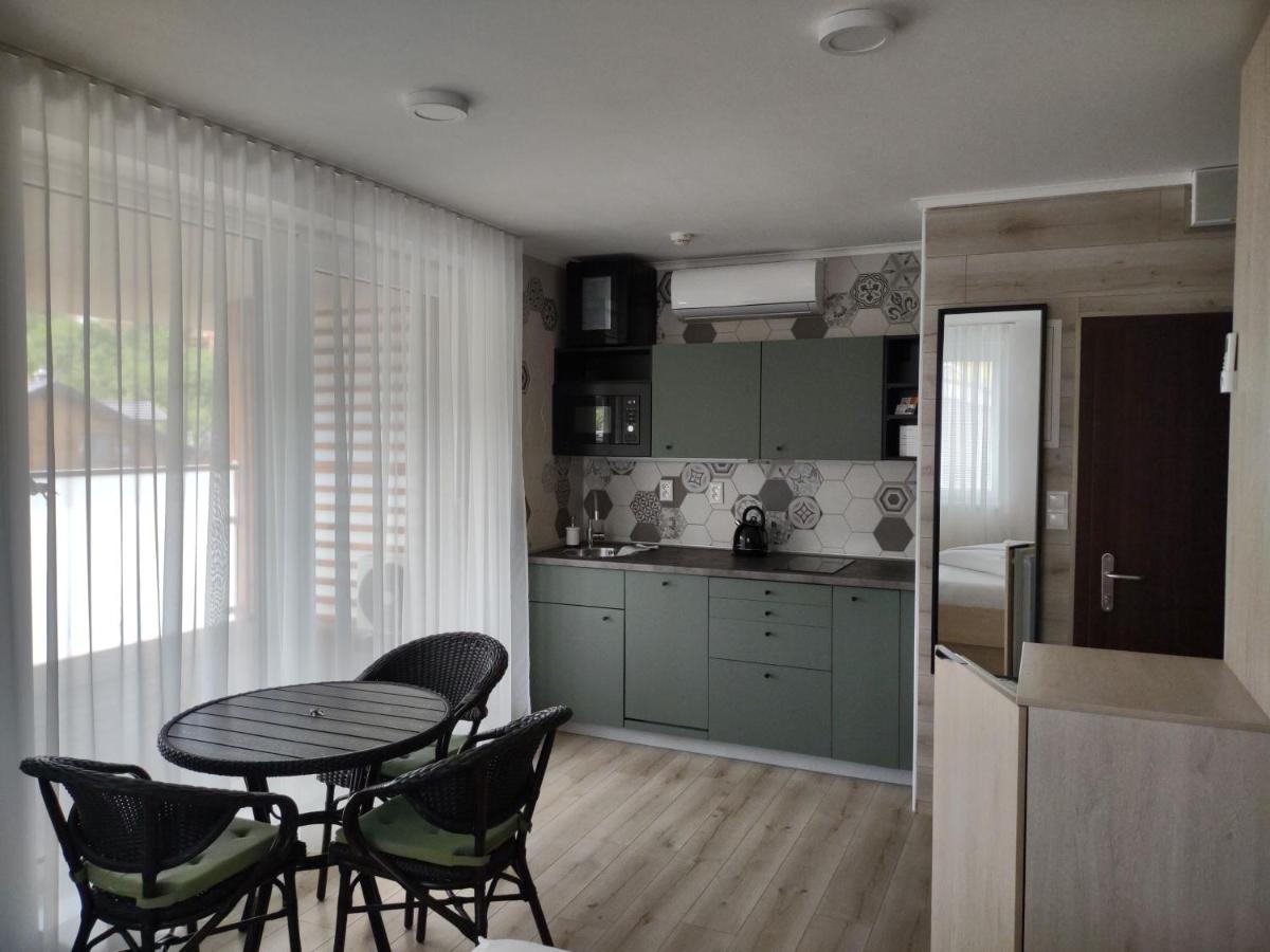 Apartman Kyjev Подгайска Экстерьер фото