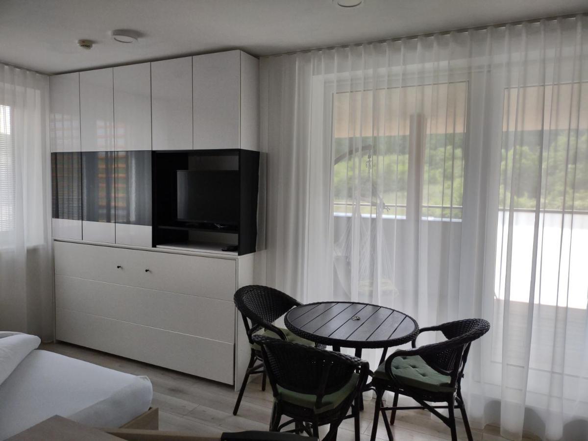 Apartman Kyjev Подгайска Экстерьер фото
