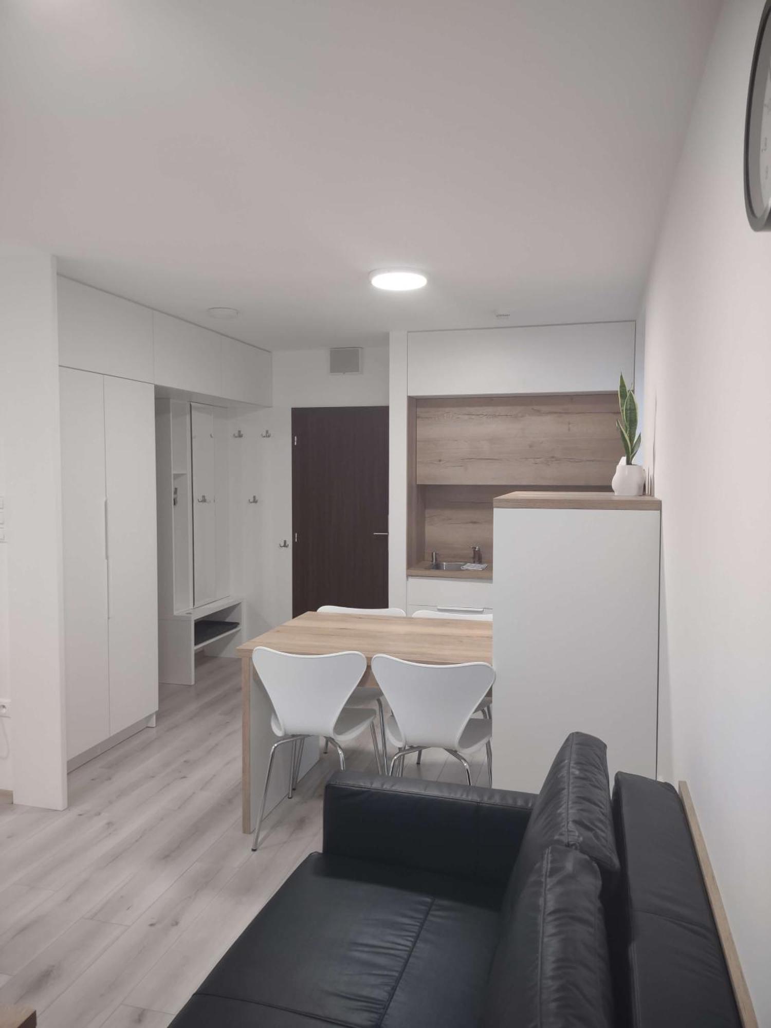 Apartman Kyjev Подгайска Экстерьер фото
